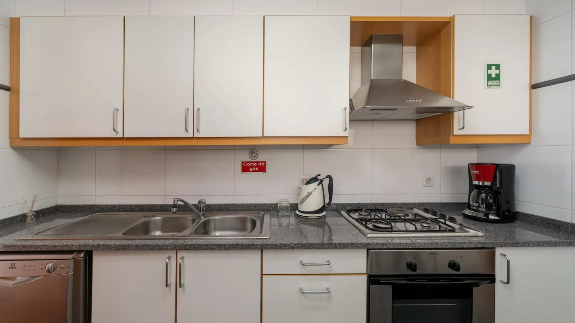 Apartament Lobos Horizon Coziness With Madeiran Soul Câmara de Lobos 0*,  Portugalia